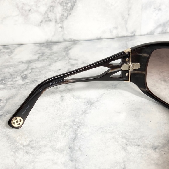 SOLD Oscar de la Renta Sunglasses - Picture 5 of 8